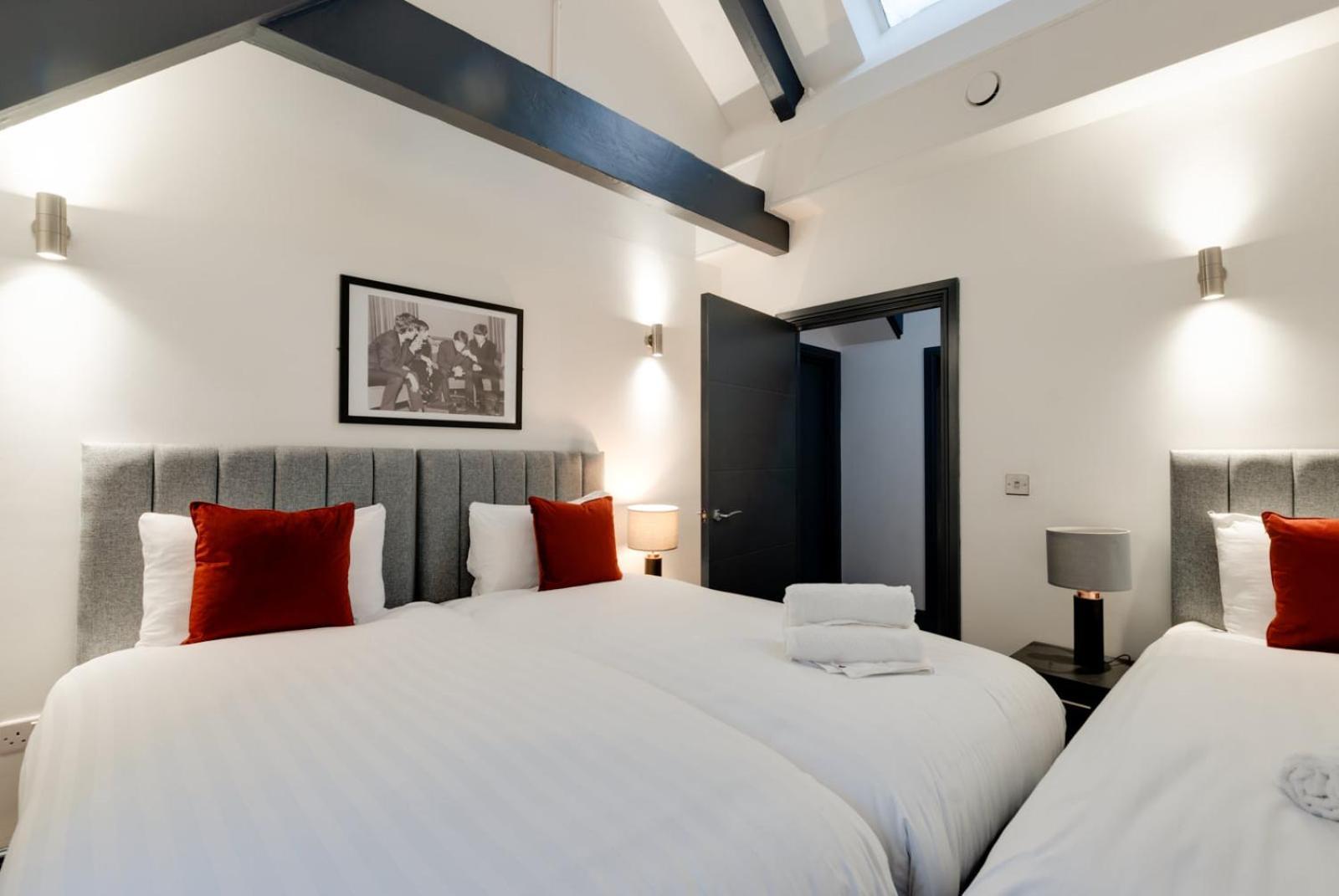 Harrisons Aparthotel Liverpool Exterior photo